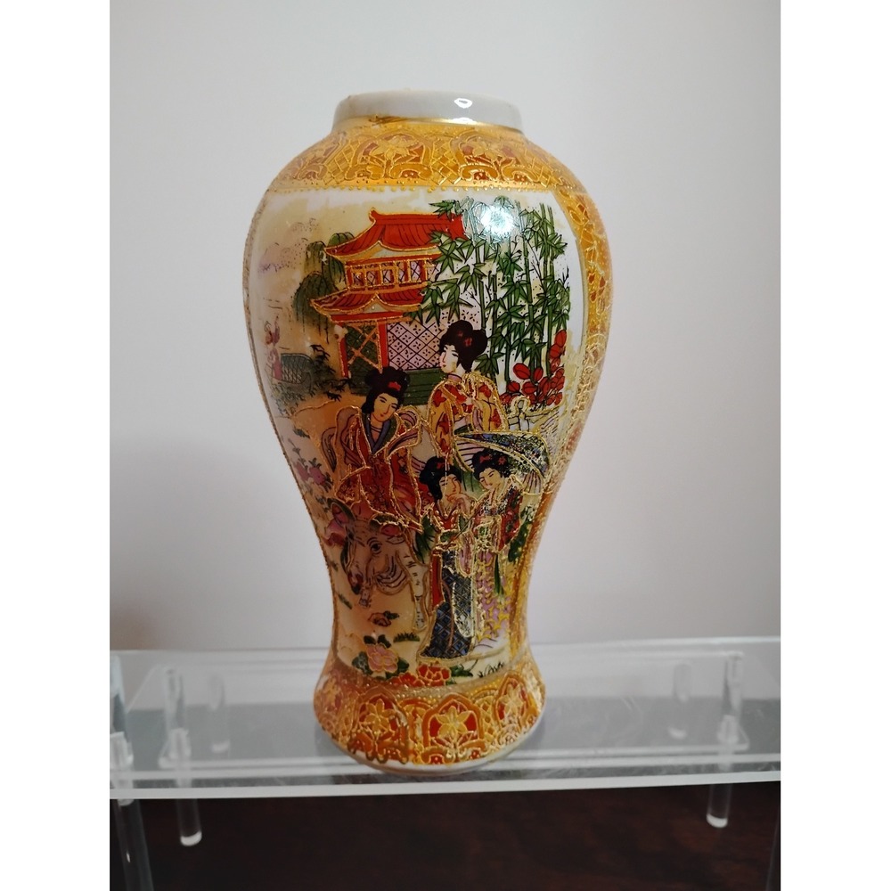 Vintage Satsuma Style Geisha Porcelain Vase Gold Moriage Floral 6.25 Inch